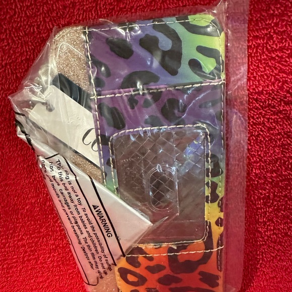 Consuela Leopard (Semi) Print Multicolor Card Organizer Wallet - Picture 2 of 3